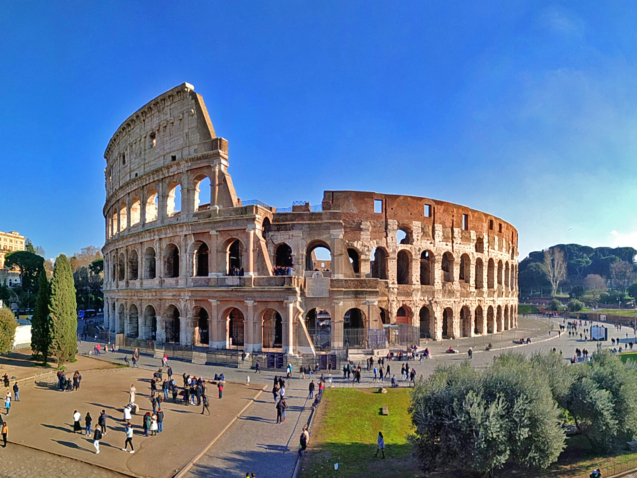 Colosseo-fuori